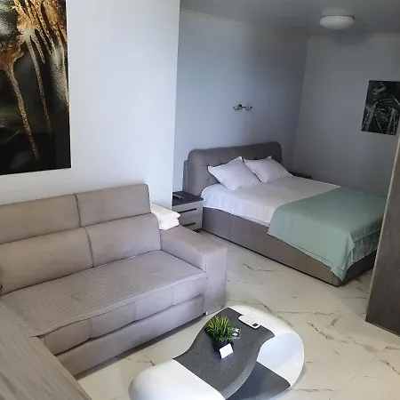 شقة فندقية Amara-boutique & Design - студио 4*