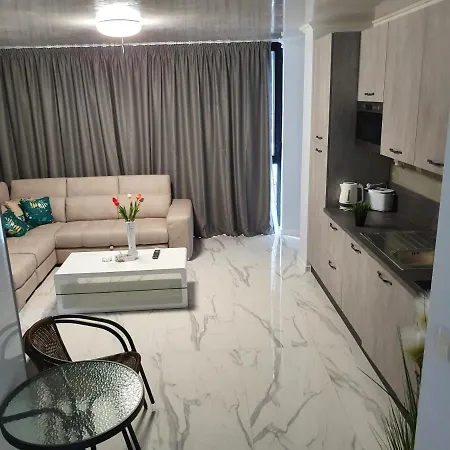 Amara-boutique & Design - студио Aparthotel Ravda