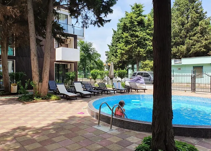 아파트호텔 Amara-boutique & Design - студио 4*