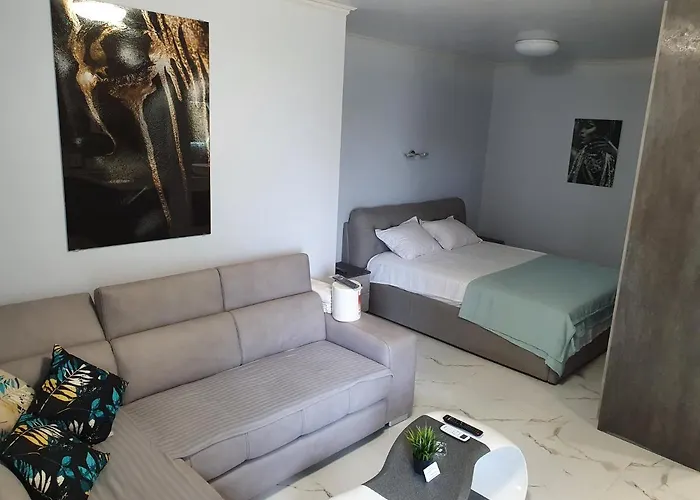 Amara-boutique & Design - студио 아파트호텔 4*