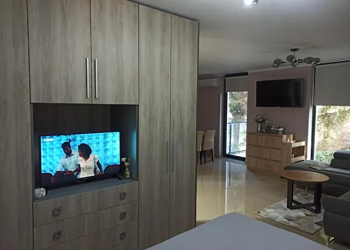 Amara-boutique & Design - студио 아파트호텔 4*